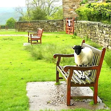 בית הארחה Englefield 3*