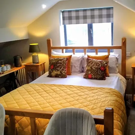 בית הארחה Englefield גואת'לנד