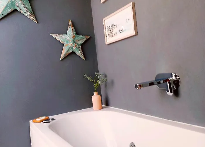 Guest house Englefield