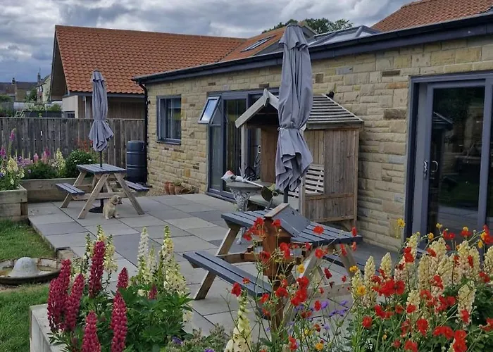 Englefield Guest house 3*